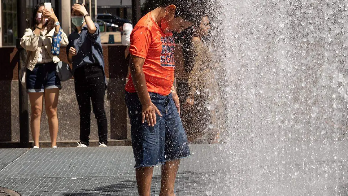 el calor no da tregua al grado de incluso secar los afluentes, pero nada como Estados Unidos que activó una alerta por una 'peligrosa' ola de calor